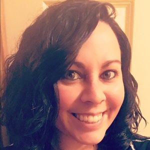 Meet your Posher, Deanna