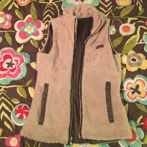Reversible patagonia vest