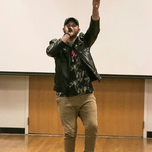 Meet your Posher, Deane