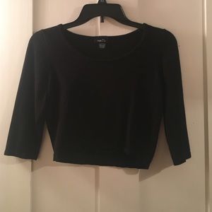 black crop top
