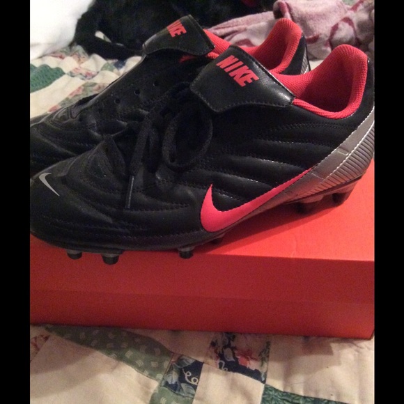 BRAND NEW Nike Cleats!