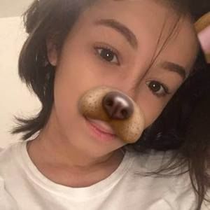 Meet your Posher, Nayeli