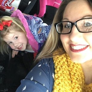 Meet your Posher, Justina