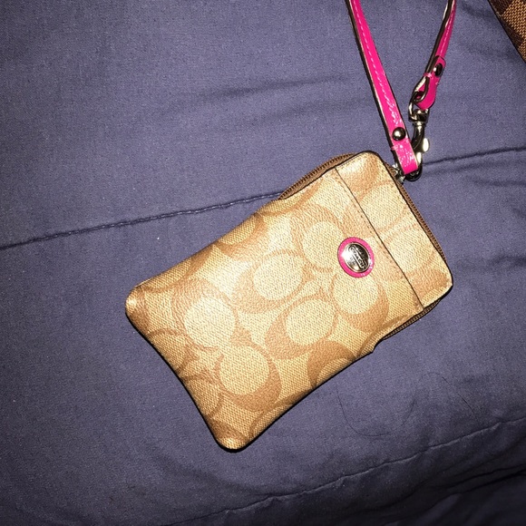 Vintage Coach Wallet / wristlet