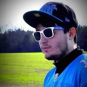 Meet your Posher, Chris