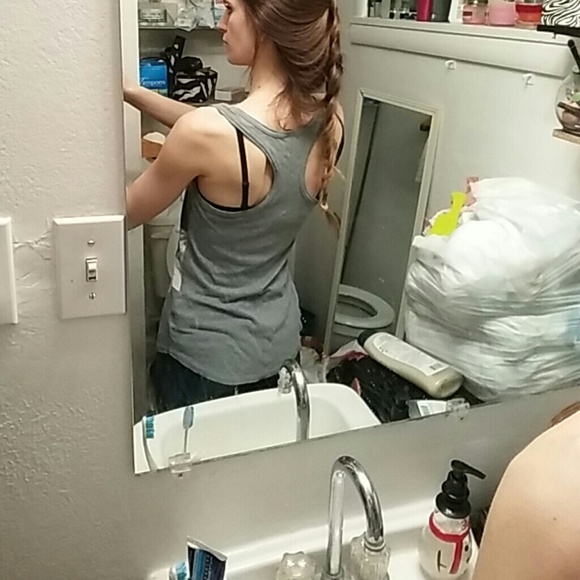 Tank top - Picture 2 of 2