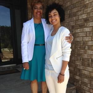 Meet your Posher, Jamila