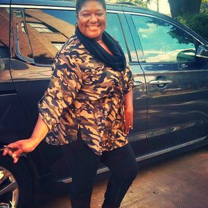 Meet your Posher, Debbie