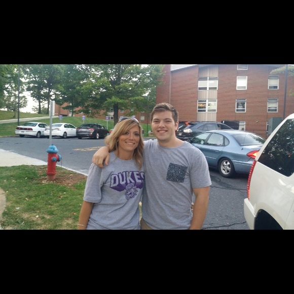 Meet your Posher, Alicia