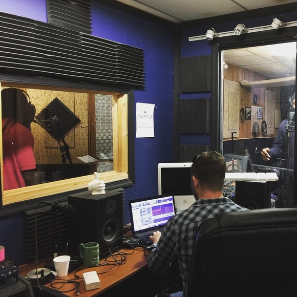 Meet your Posher, Ingvar