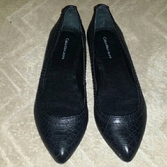 Calvin Klein Flats - Never worn