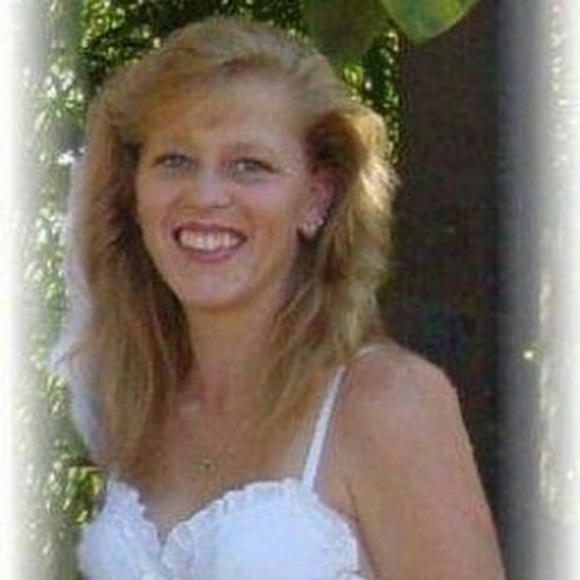 Meet your Posher, Tina