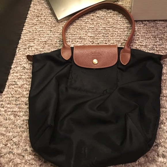 Longchamp Handbags - Black longchamp le pliage