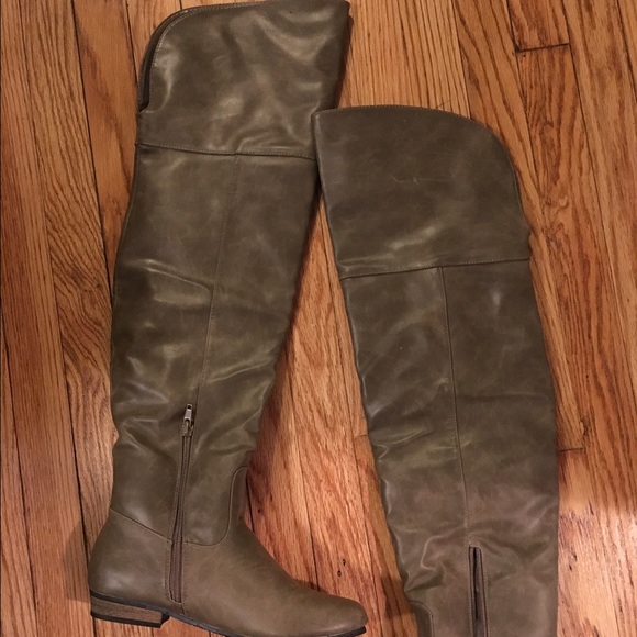 Cathy Jean over the knee flat boots. Size 6.