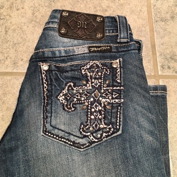 Size 26, Capri "Miss Me" jeans