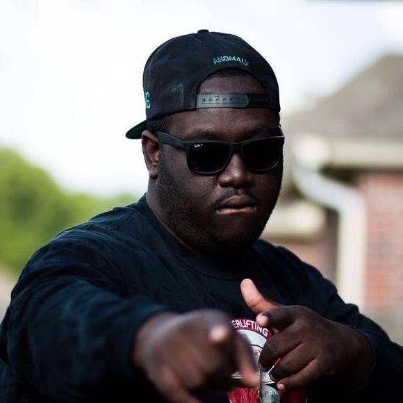 Meet your Posher, Alex - Picture 1 of 1