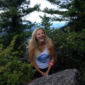 Meet your Posher, Leah