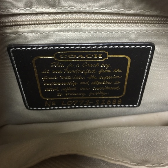 Couch purse great condition - Picture 3 of 3