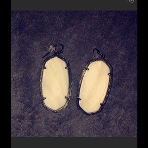 Kendra Scott Danielle earrings