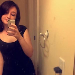 Meet your Posher, Briana