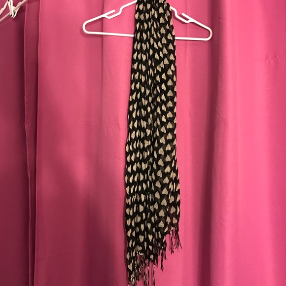 Heart print scarf