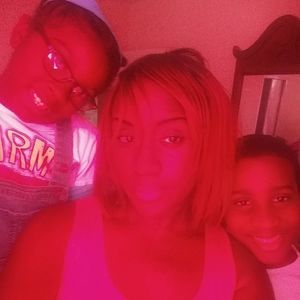 Meet your Posher, April battle