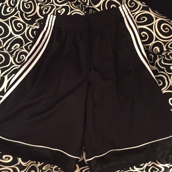 Basketball shorts