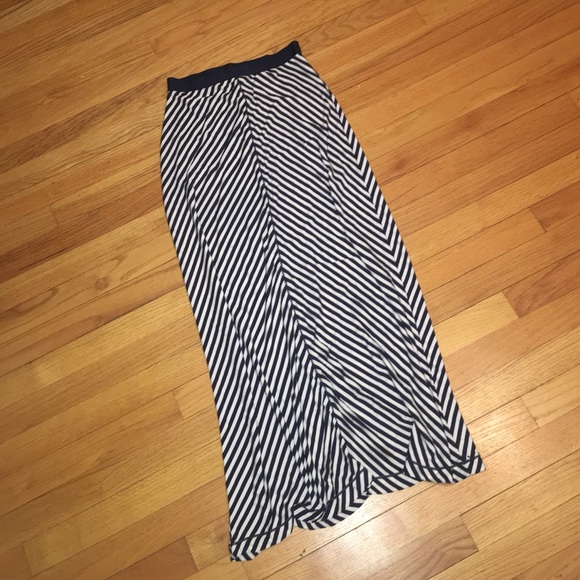 Maxi skirt