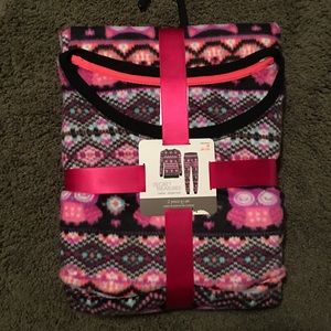 Women's pajama set, brand new unopened.