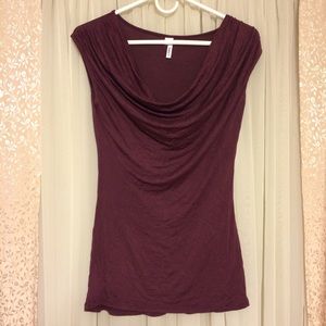 Studio Y plum scoop neck Shirt XS