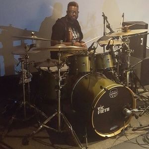 Meet your Posher, Reggie