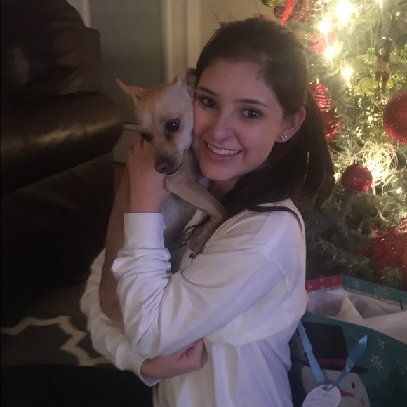 Meet your Posher, Ana