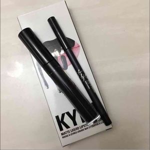 Dead of Knight lip kit by Kylie Jenner