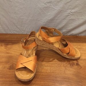 Kork- ease sandals