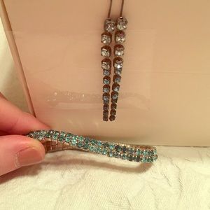 Multicolored blue rhinestone earrings and bracelet