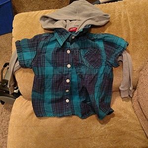 Long sleeve flannel hooded shirt