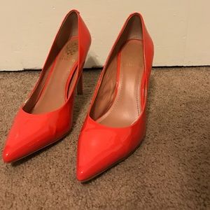 Gorgeous dark coral Vince Camuto pumps