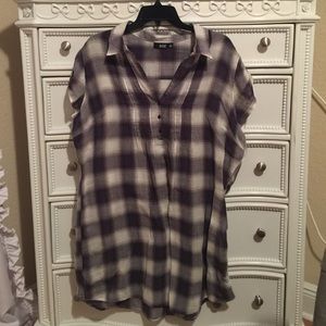 Long a.n.a flannel top