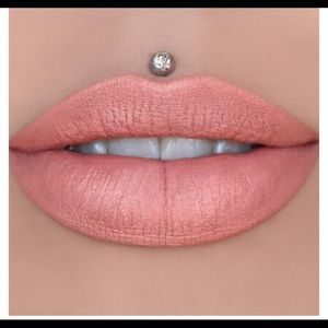 Jeffree Star Chrysanthemum Liquid Lip