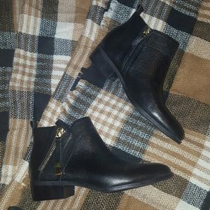 🎉Franco Sarto ankle boots🎉