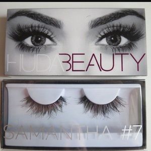 Huda Lashes