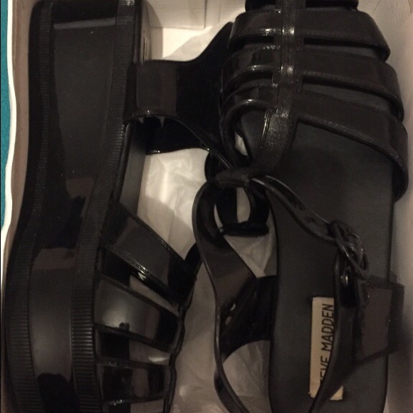 Size 9 Steve Madden Gellous Black Platform Sandals