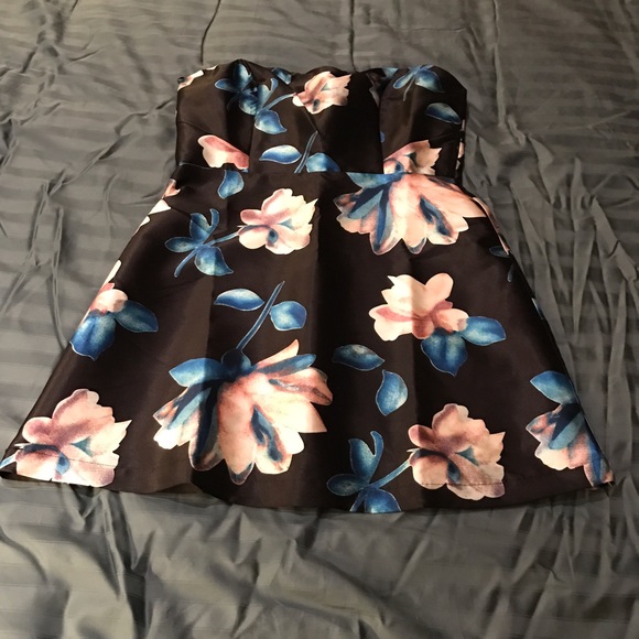 Short party dress