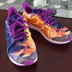 Adidas bounce size 7.5 women's