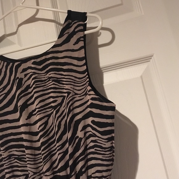 F21 Tan and Black Tiger Striped Maxi Dress Size S - Picture 2 of 4