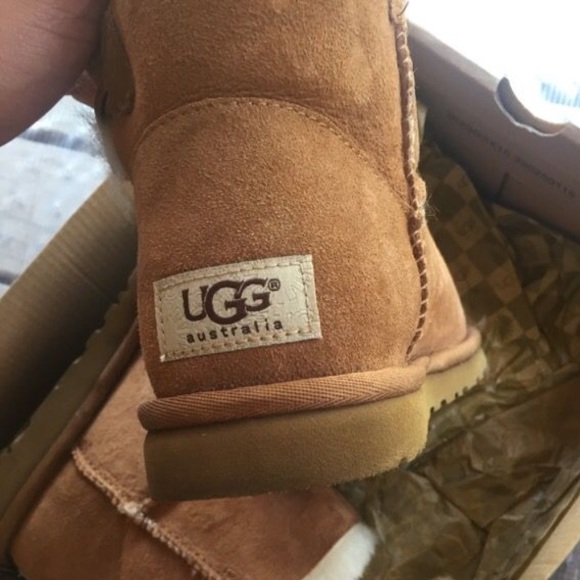 Chestnut Mini Uggs