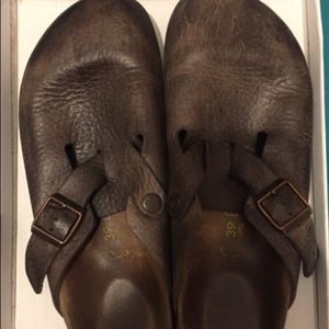 Birkenstock Vintage Leather Clogs