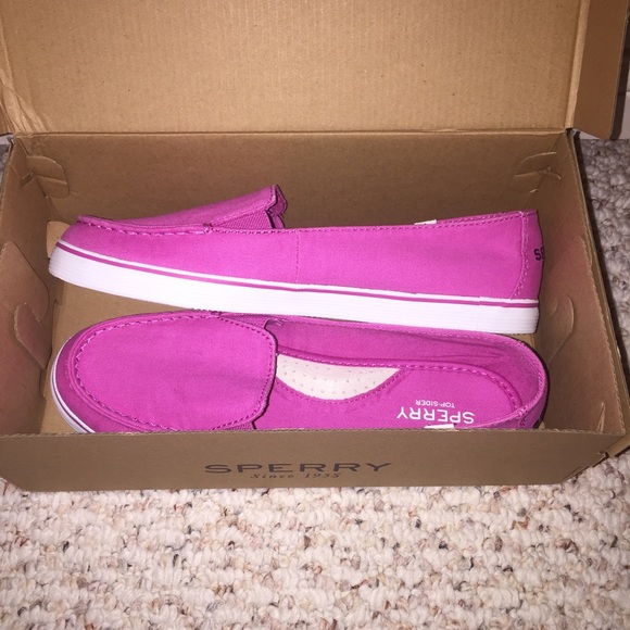 Sperry topsiders