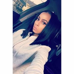 Meet your Posher, Lenia