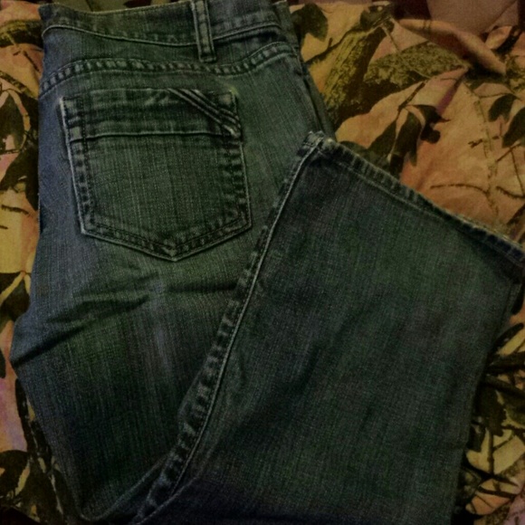 GAP capris size 4